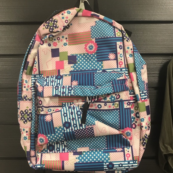 Backpack - Picture 3 of 5